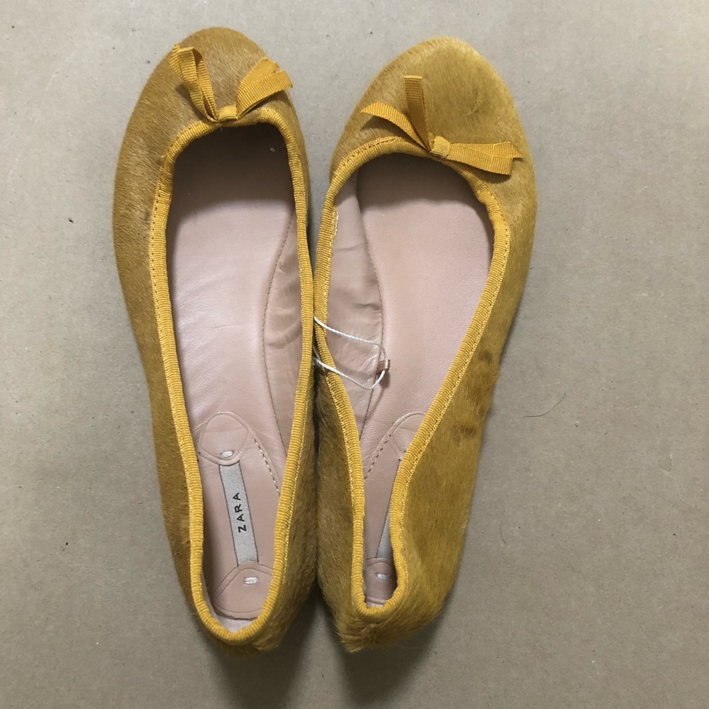 BNWOT Zara Flats
